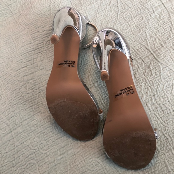 Qupid Strappy Silver Heels - Picture 4 of 5